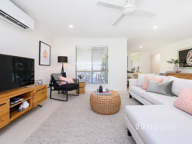 Second view of Homely house listing, 6 Capriole Close, Yamanto QLD 4305