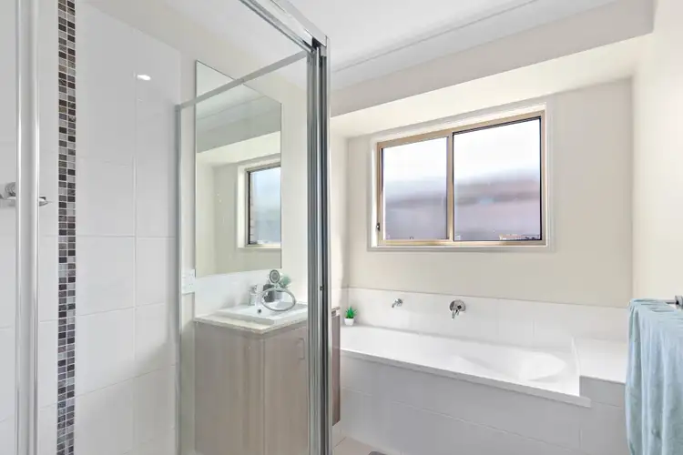 Fifth view of Homely semi-detached listing, 27 Alessandra Circuit, Coomera QLD 4209