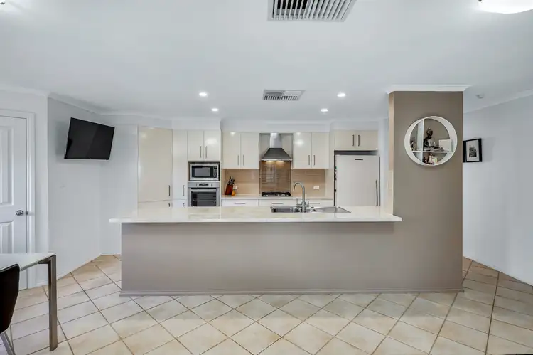 Sixth view of Homely house listing, 2 Epsilon Close, Woodcroft SA 5162