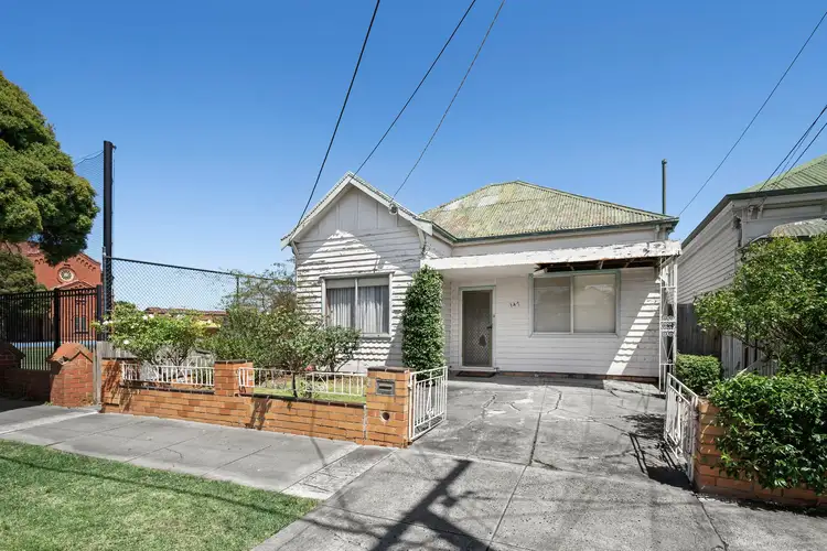 147 St Leonards Road, Ascot Vale VIC 3032
