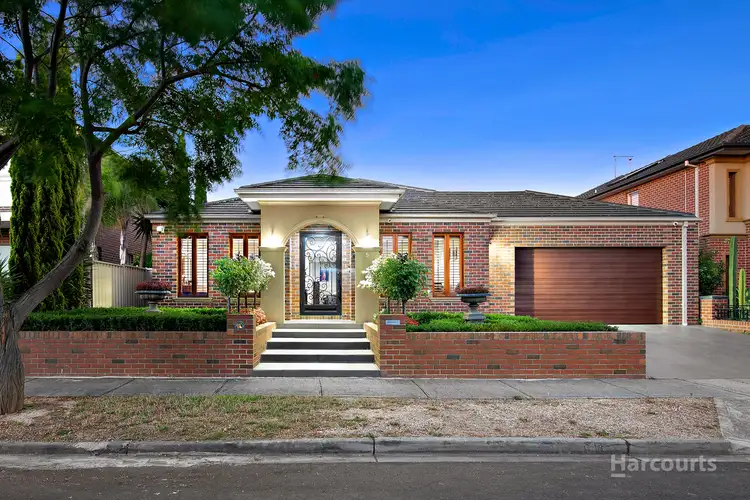5 Bill Carn Avenue, Cairnlea VIC 3023