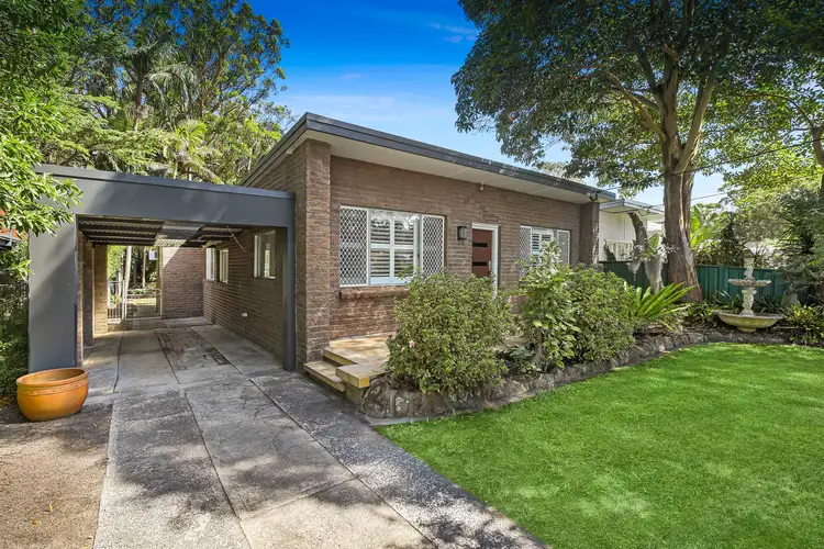 11 Cowper Road, Umina Beach NSW 2257