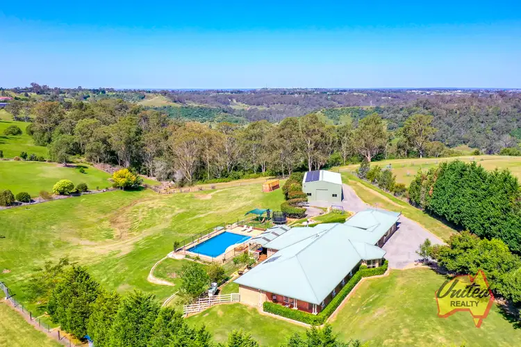 5 Robert Place, Razorback NSW 2571