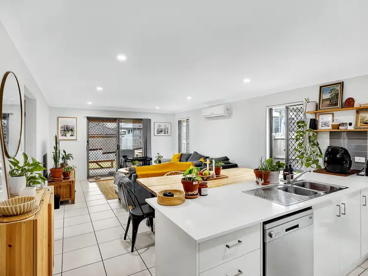 3 Brolga Street, Redbank Plains QLD 4301