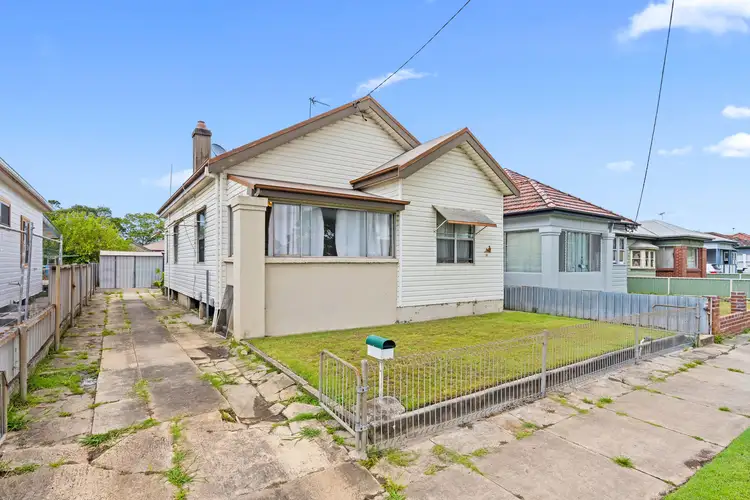 31 Scholey Street, Mayfield NSW 2304