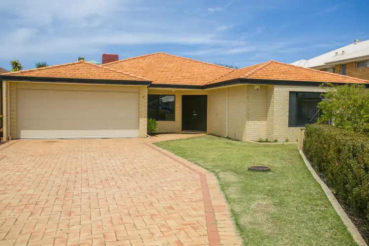 7 Januk Turn, South Guildford WA 6055