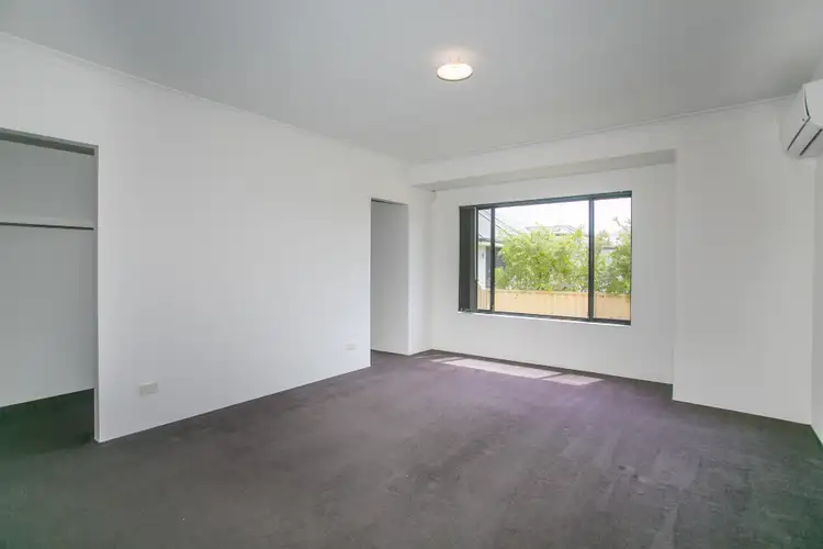 Sixth view of Homely house listing, 7 Januk Turn, South Guildford WA 6055