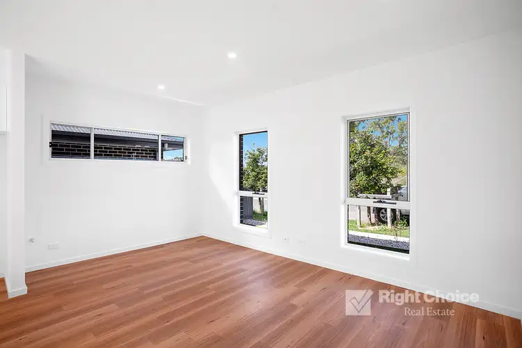 Fifth view of Homely house listing, 8 Farrier Place, Stream Hill NSW 2526