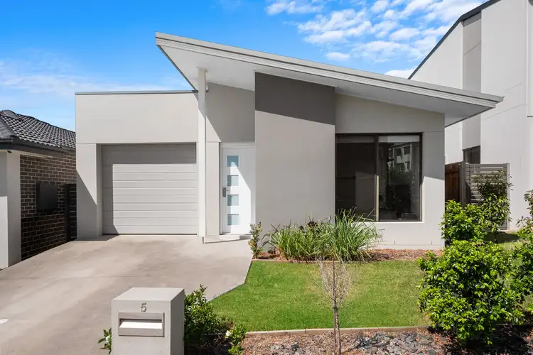 15 Crop Street, Oran Park NSW 2570