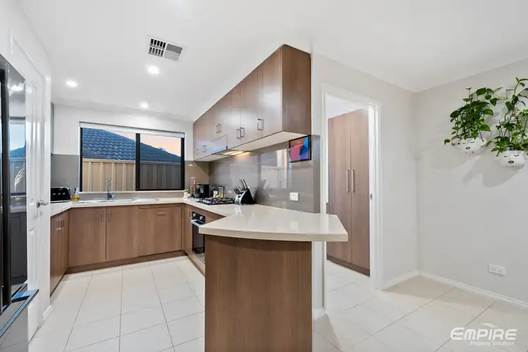 Sixth view of Homely house listing, 1/3 Minori Gardens, Yangebup WA 6164