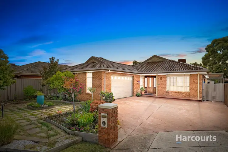 4 Akoonah Court, Burnside VIC 3023