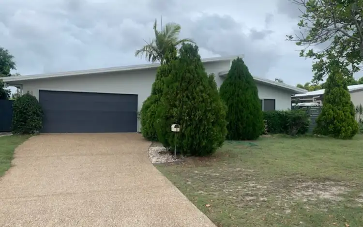 1/5 Broadbill Street, Banksia Beach QLD 4507
