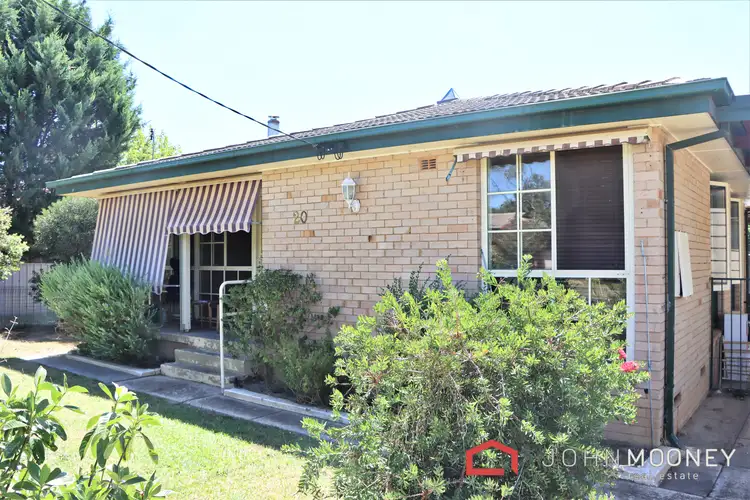 20 Chifley Crescent, Kooringal NSW 2650