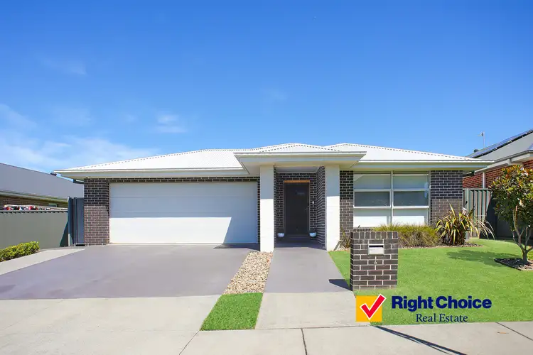6 Honeybee Crescent, Calderwood NSW 2527
