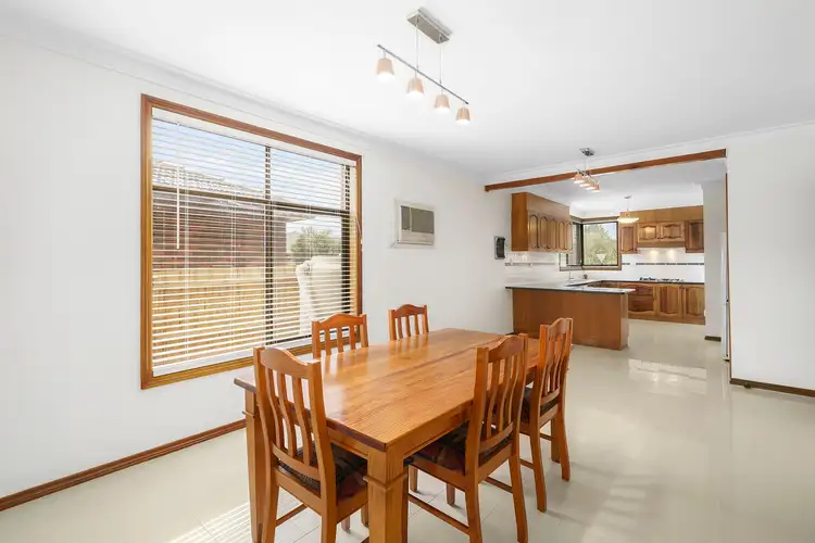 Sixth view of Homely house listing, 2 Monte Carlo Drive, Avondale Heights VIC 3034