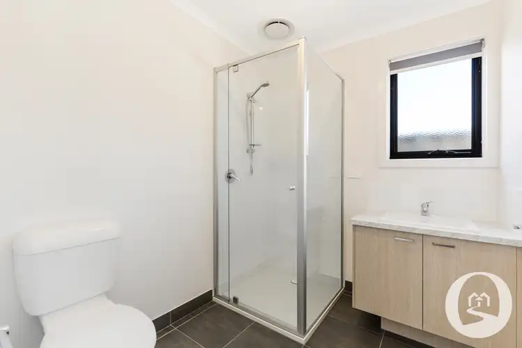 Fifth view of Homely townhouse listing, 21 Parkside Boulevard, Strathdale VIC 3550
