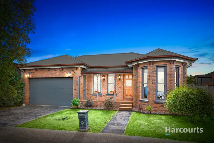 6 Lake Eyre Place, Caroline Springs VIC 3023