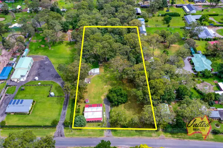16 Binalong Road, Belimbla Park NSW 2570