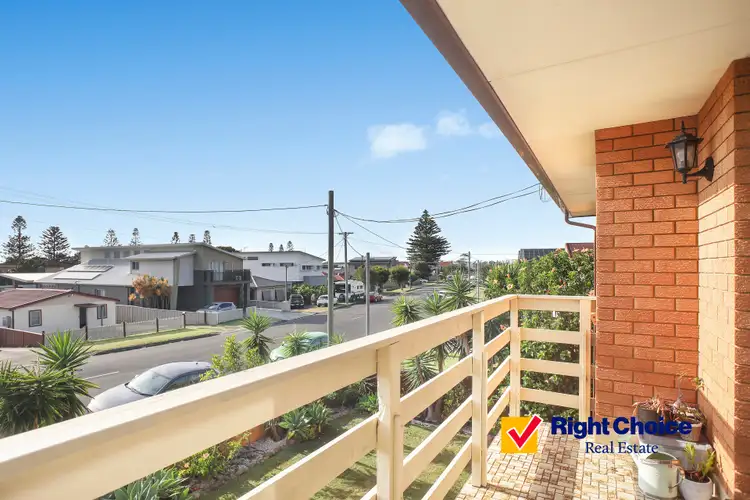 Third view of Homely unit listing, 4/37 Pur Pur Avenue, Lake Illawarra NSW 2528