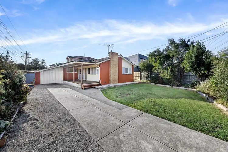 1 Byron Avenue, Keilor East VIC 3033