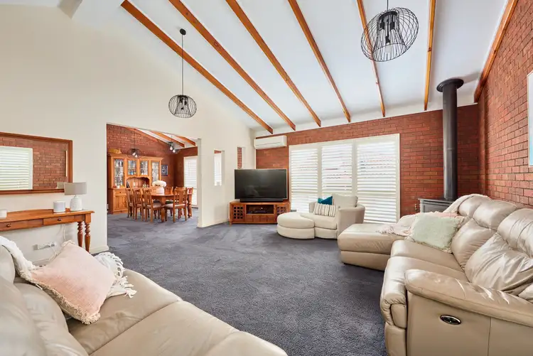 Second view of Homely house listing, 18 Cantala Court, Endeavour Hills VIC 3802