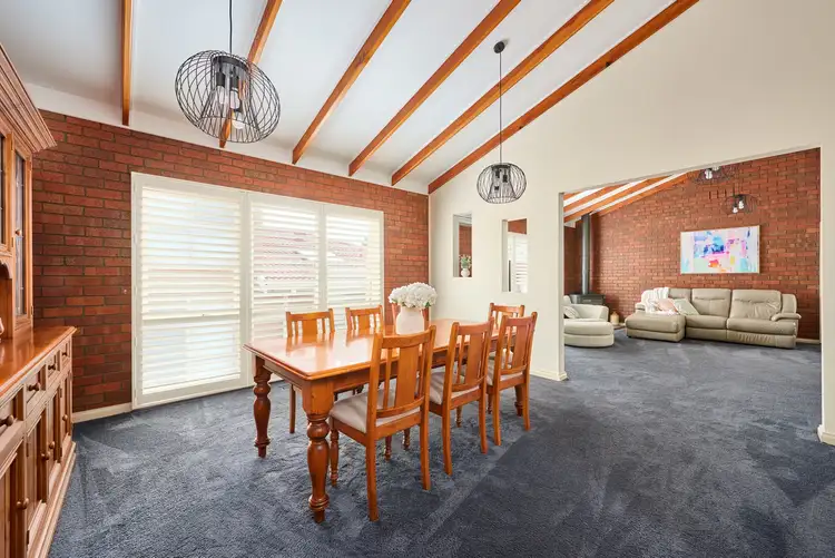 Fifth view of Homely house listing, 18 Cantala Court, Endeavour Hills VIC 3802
