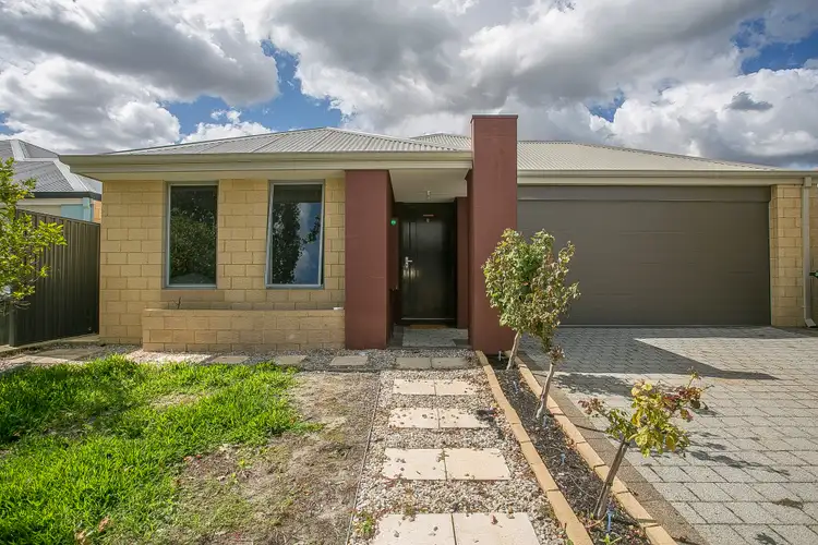 16 Mauve Way, Aveley WA 6069
