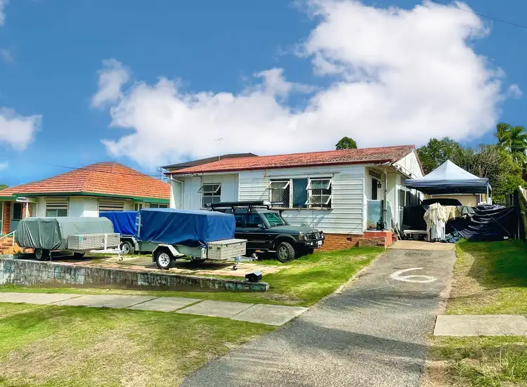 6 Farnell Street, Chermside QLD 4032