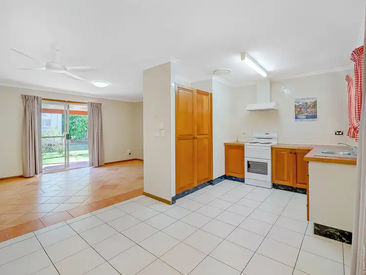 Fourth view of Homely house listing, 4 Venice Court, Point Vernon QLD 4655