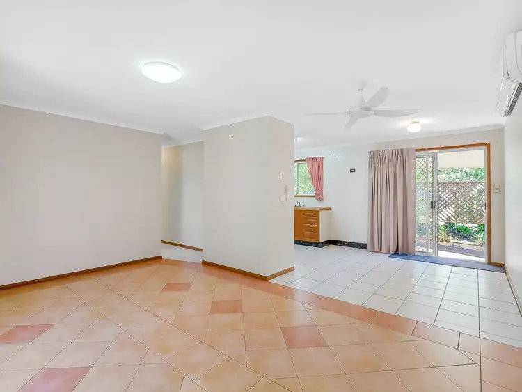 Sixth view of Homely house listing, 4 Venice Court, Point Vernon QLD 4655
