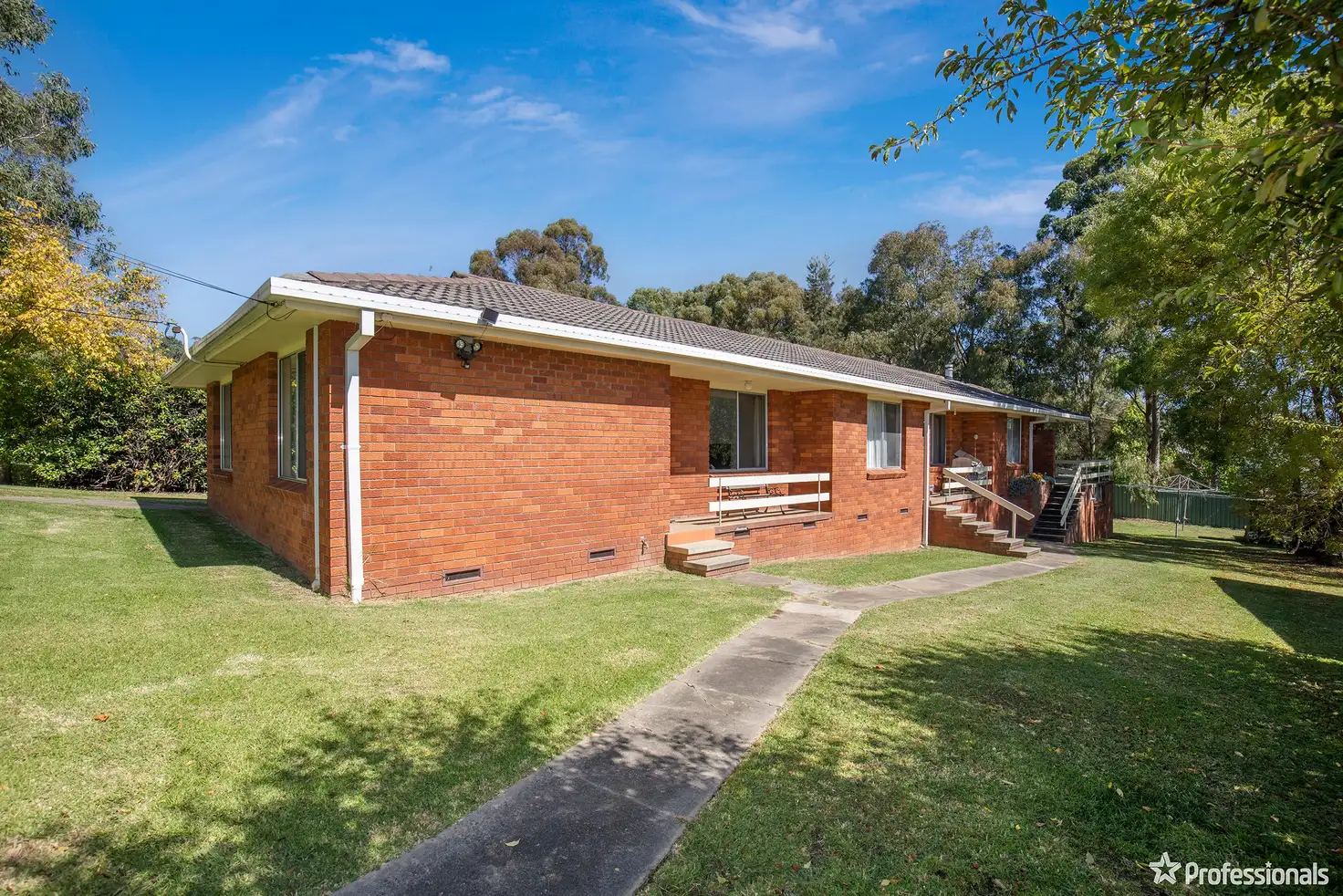 Main view of Homely block of units listing, 8 Perrott Street, Armidale NSW 2350