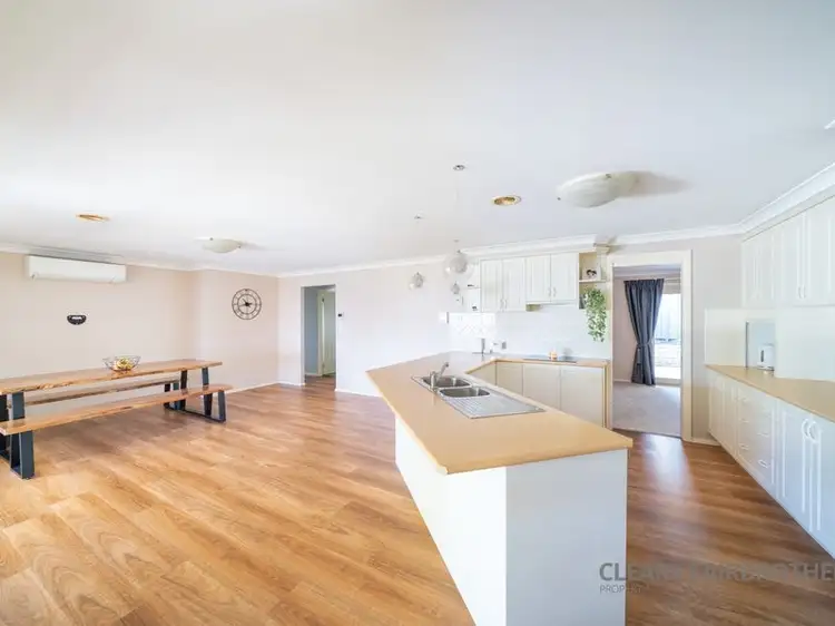 Fifth view of Homely house listing, 15 Tarana Crescent, Oberon NSW 2787