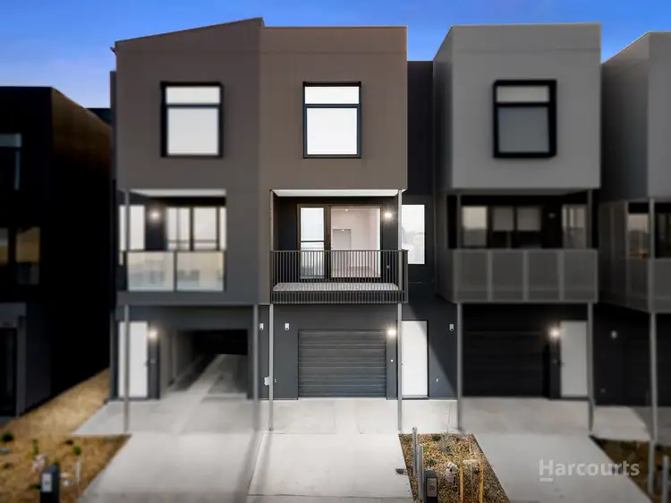 28 Wattlebird Court, Sunshine North VIC 3020