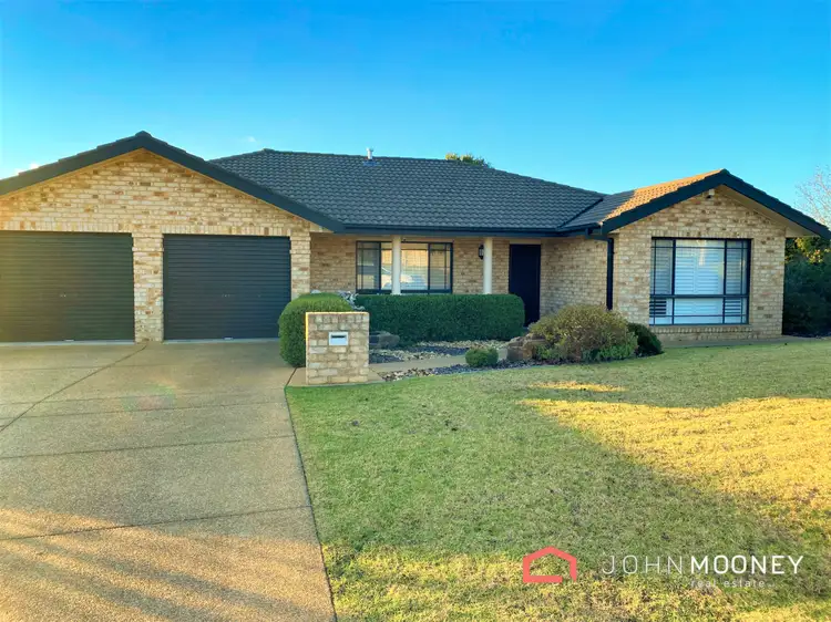 2/44 Berembee Road, Bourkelands NSW 2650