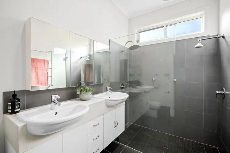 Fourth view of Homely house listing, 32 St Kinnord Street, Aberfeldie VIC 3040