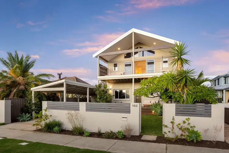 102 Duke Street, Scarborough WA 6019