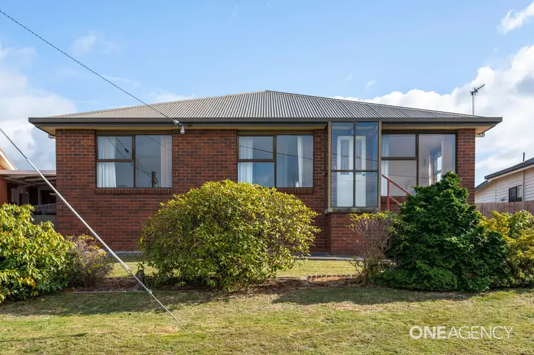 4 Best Street, Upper Burnie TAS 7320