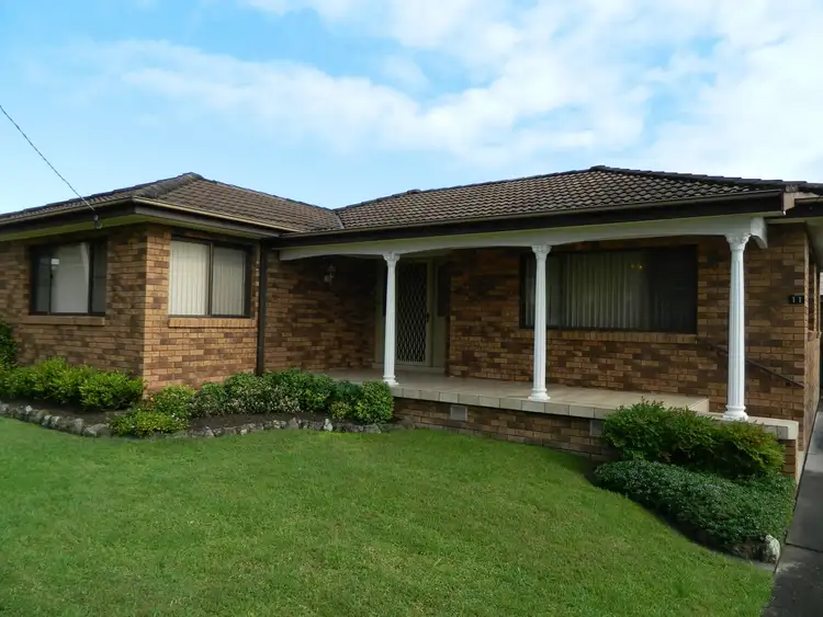 11 Likely Street, Forster NSW 2428