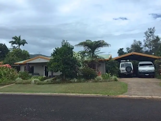 1 Yamala Close, Mission Beach QLD 4852