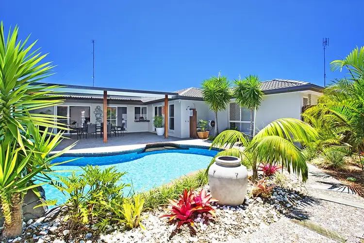 12 Bangalow Street, Minyama QLD 4575