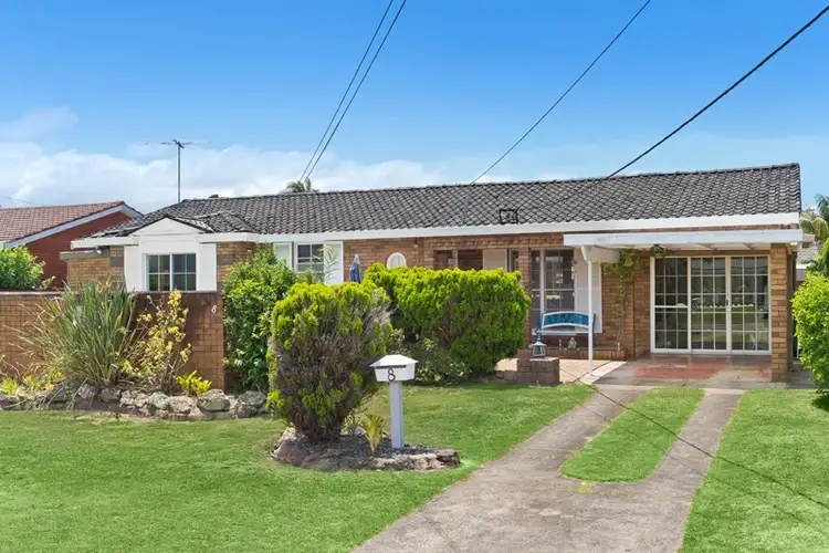 Sixth view of Homely house listing, 8 Murrumbidgee Avenue, Sylvania Waters NSW 2224