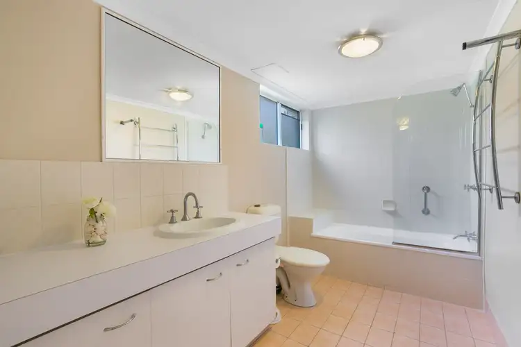 Sixth view of Homely unit listing, 3/106 Indooroopilly Road, Taringa QLD 4068