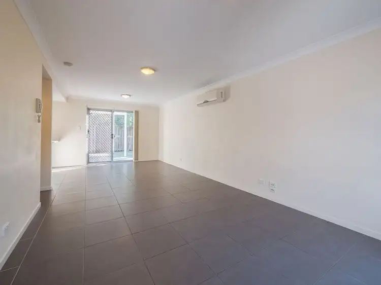 Fourth view of Homely townhouse listing, 8/1 Emerald Drive, Regents Park QLD 4118