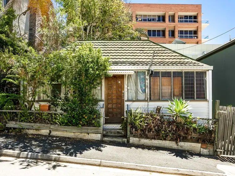 Main view of Homely house listing, 19 Bartley Street, Spring Hill QLD 4000