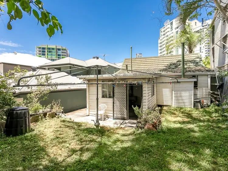 Third view of Homely house listing, 19 Bartley Street, Spring Hill QLD 4000