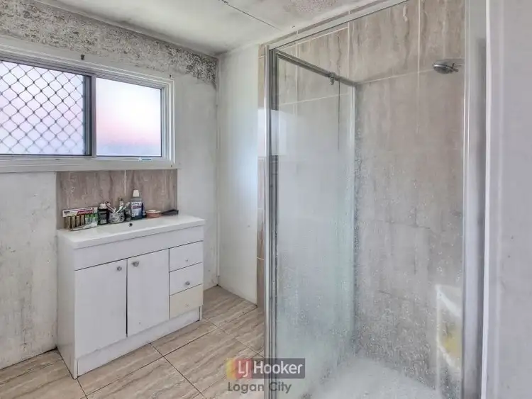 Sixth view of Homely house listing, 4 Omar Street, Woodridge QLD 4114