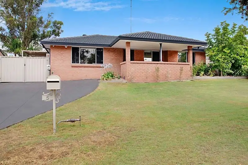 Main view of Homely house listing, 5 Cleeve Place, Cambridge Gardens NSW 2747