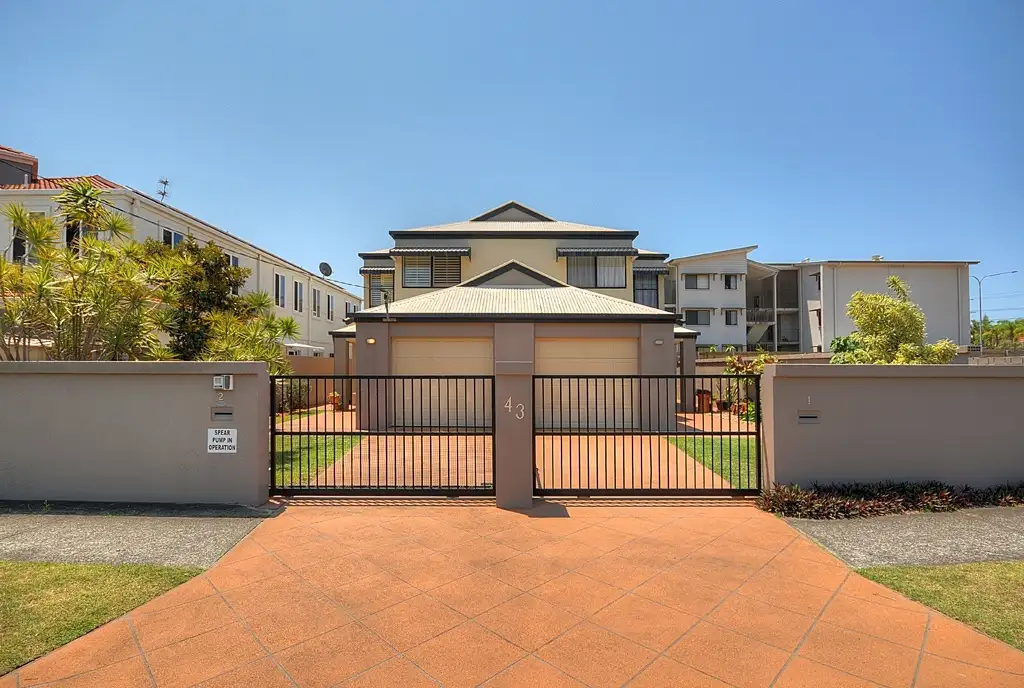 Main view of Homely townhouse listing, 2/43 Surf Street, Mermaid Beach QLD 4218