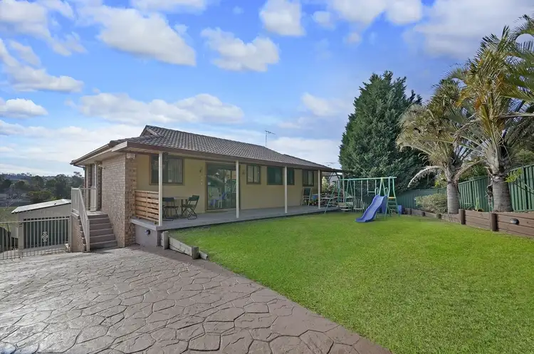 7 Chablis Place, Eschol Park NSW 2558