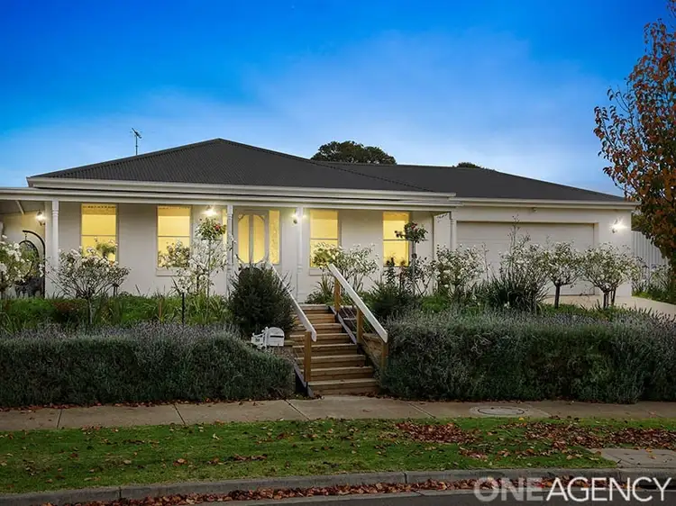 34 Augustine Drive, Highton VIC 3216